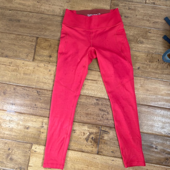 Outdoor Voices Pants - Outdoor Voices Red 7/8 Techsweat Leggings size S